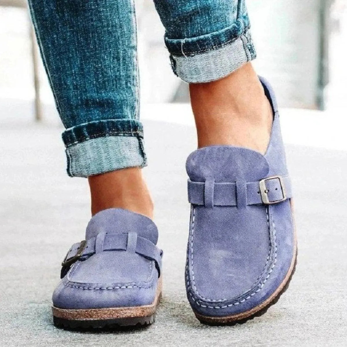 Round Toe Low Heel Buckle Loafers - 6i6