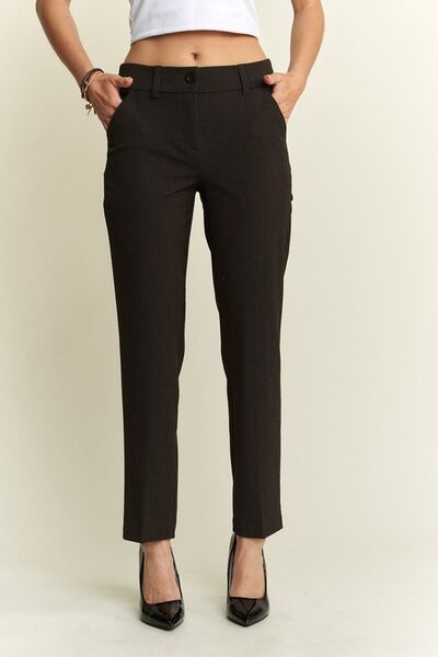 ADORA Zipper Skinny 2-Pocket Pants for women from 6i6.com, perfect for a sleek urban look and versatile everyday style.