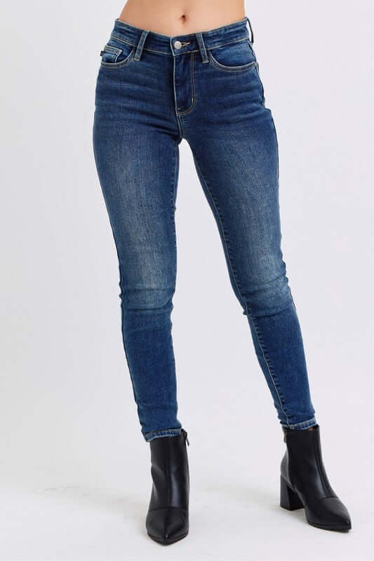 Judy Blue full-size run mid-rise waist skinny jeans with thermal lining for extra warmth and a flattering fit, available at 6i6.com