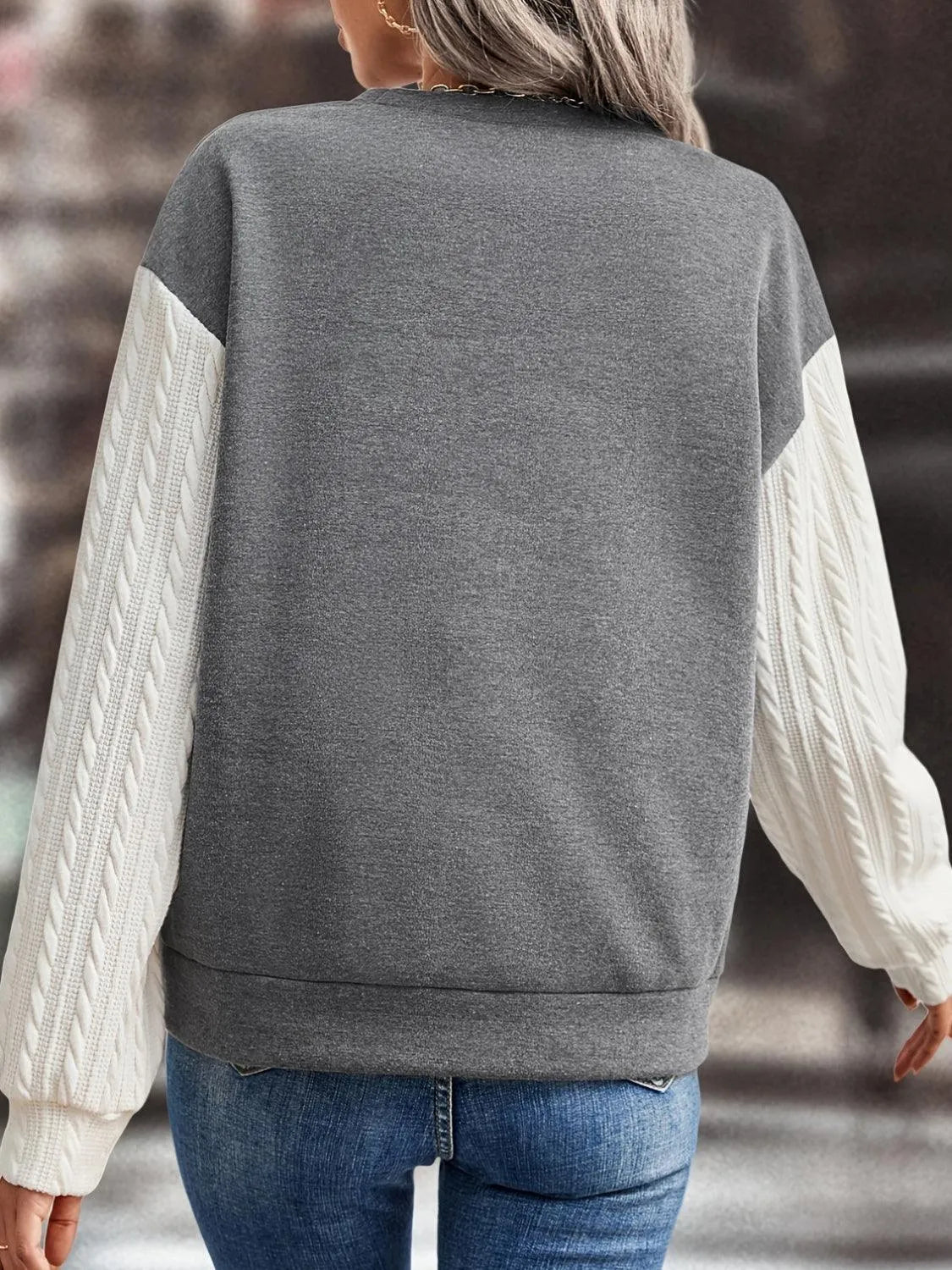 Contrast Round Neck Long Sleeve Sweatshirt - 6i6