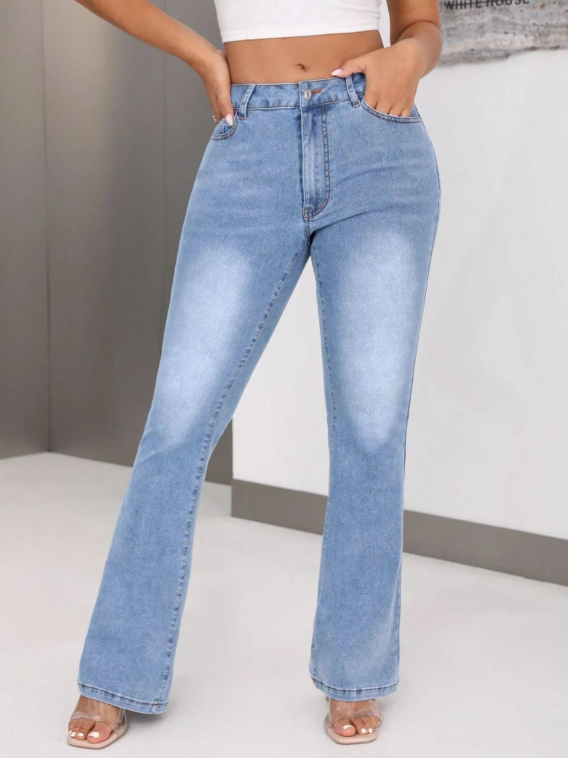 Bootcut Jeans with Pockets - 6i6