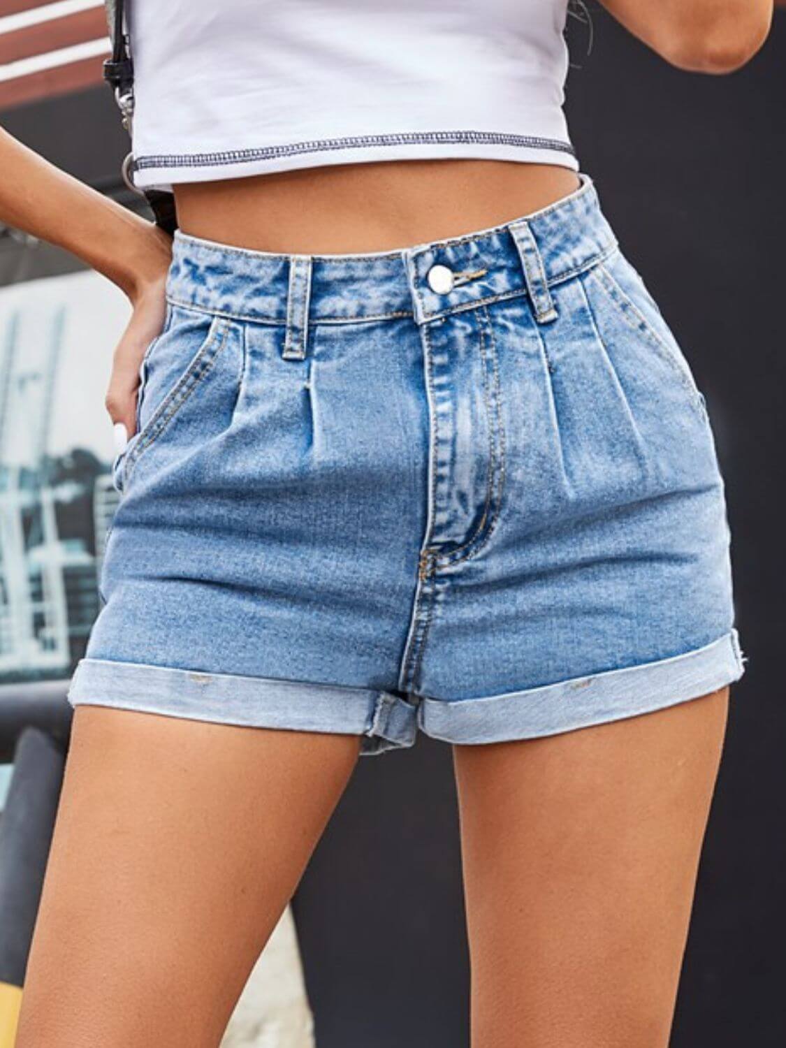 Denim shorts with functional side pockets, perfect for casual outings and warm weather, available at 6i6.com