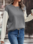 Contrast Round Neck Long Sleeve Sweatshirt - 6i6