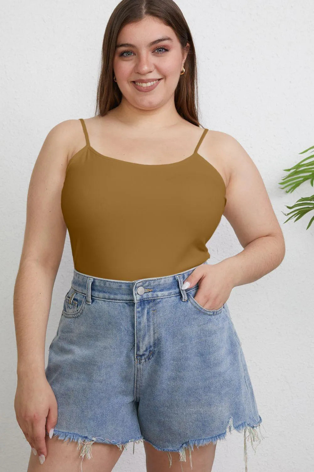 Basic Bae Full Size Round Neck Slim Cami - 6i6