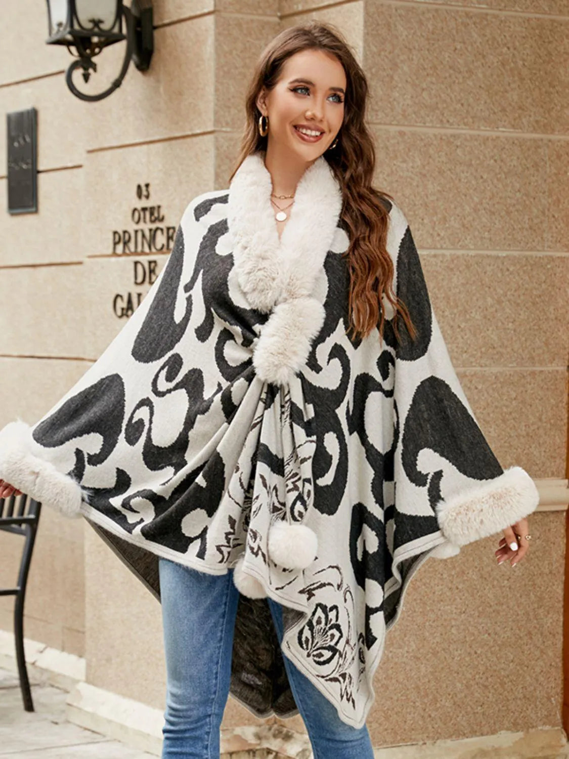 Faux Fur Trim Poncho - 6i6