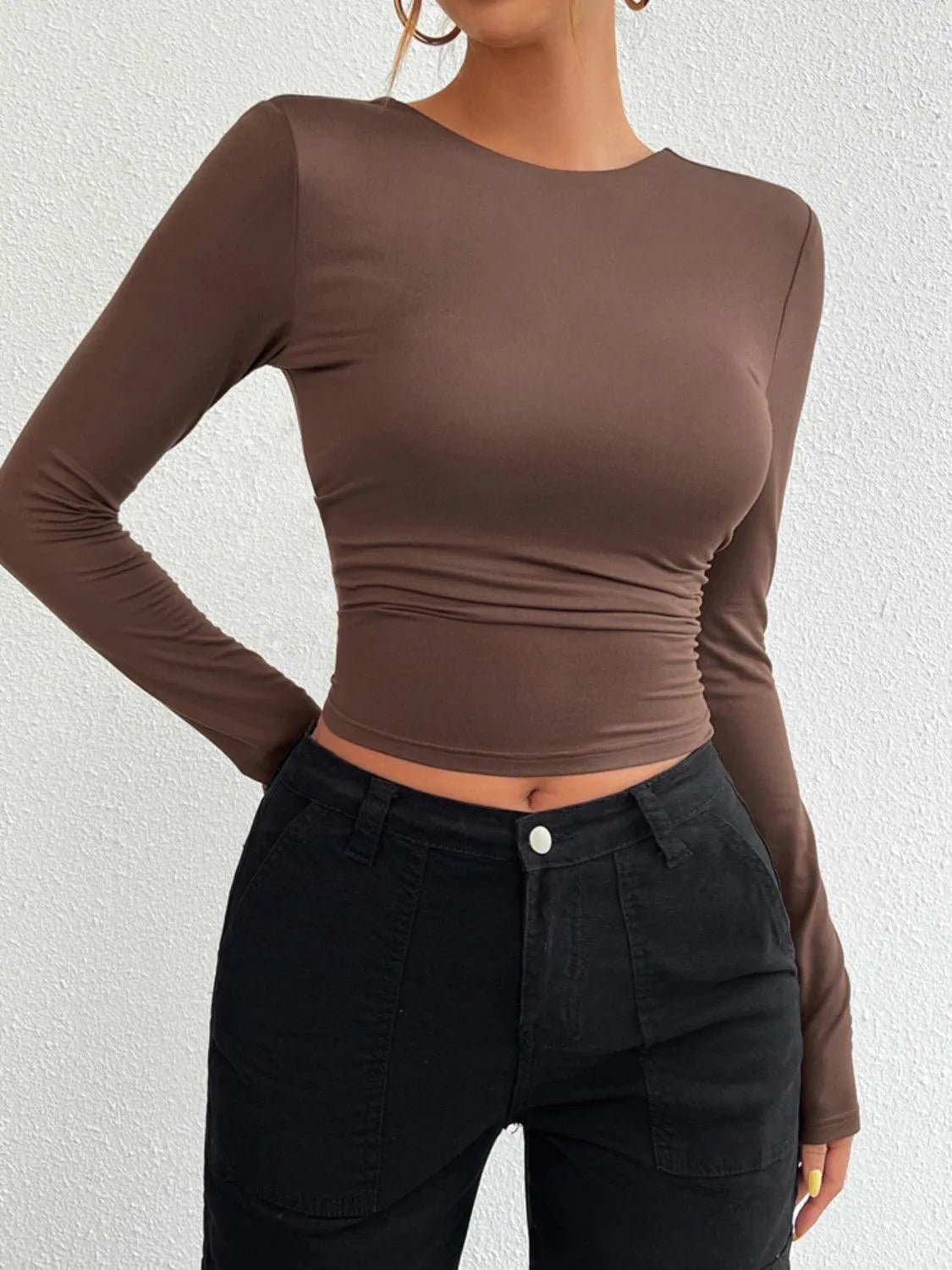 Backless Round Neck Long Sleeve T-Shirt - 6i6