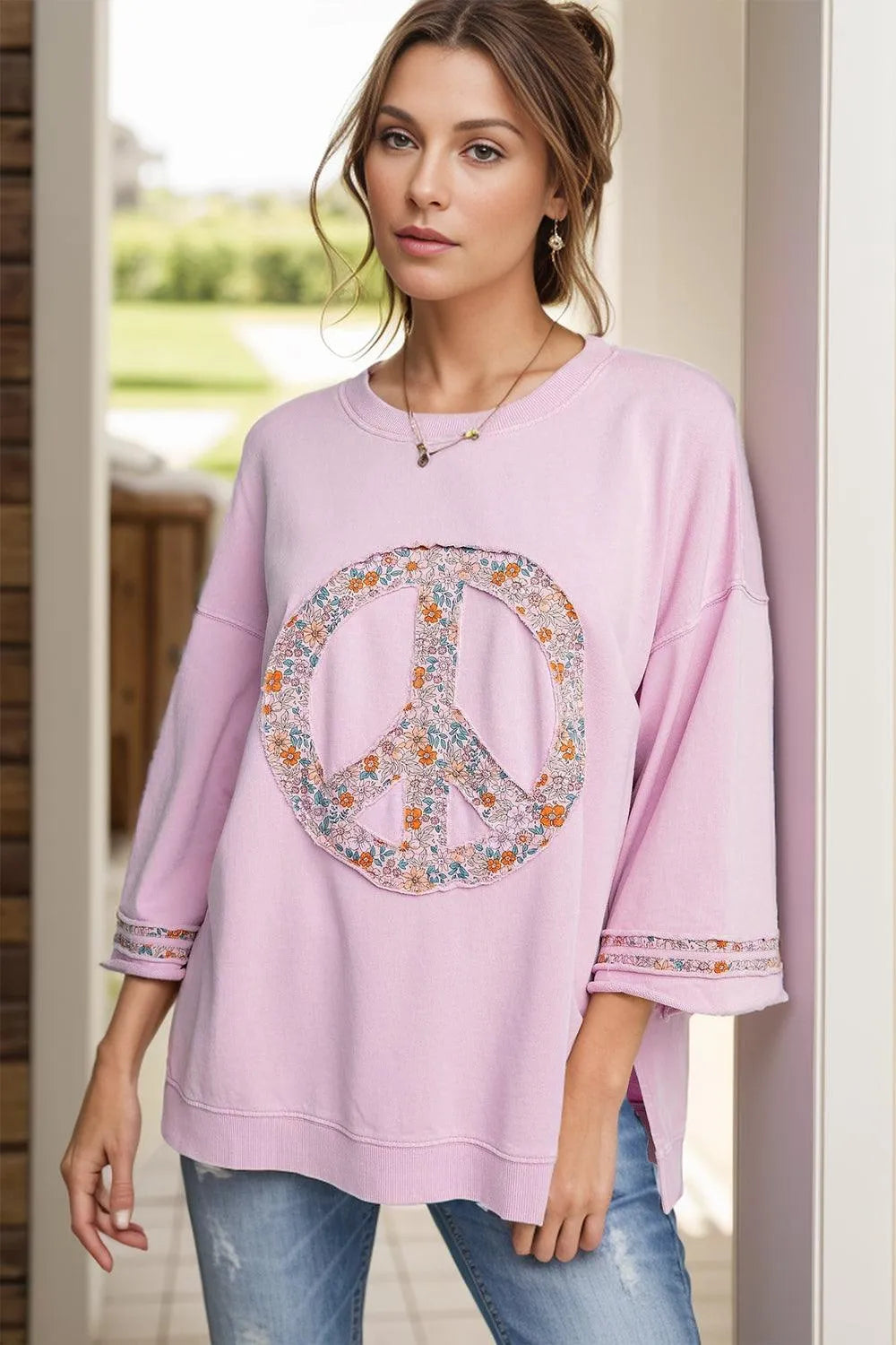 Full Size Peace Sign Applique Round Neck T-Shirt - 6i6