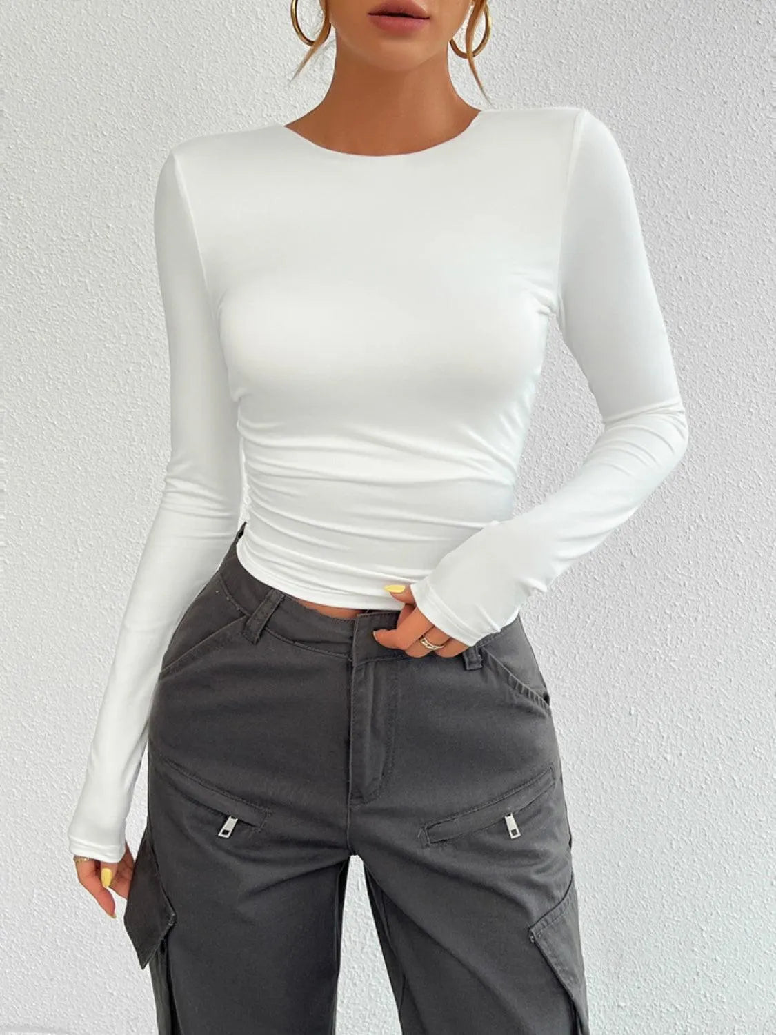 Backless Round Neck Long Sleeve T-Shirt - 6i6