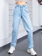 Straight leg jeans with side pockets, tailored fit, comfortable denim material, perfect for casual wear.