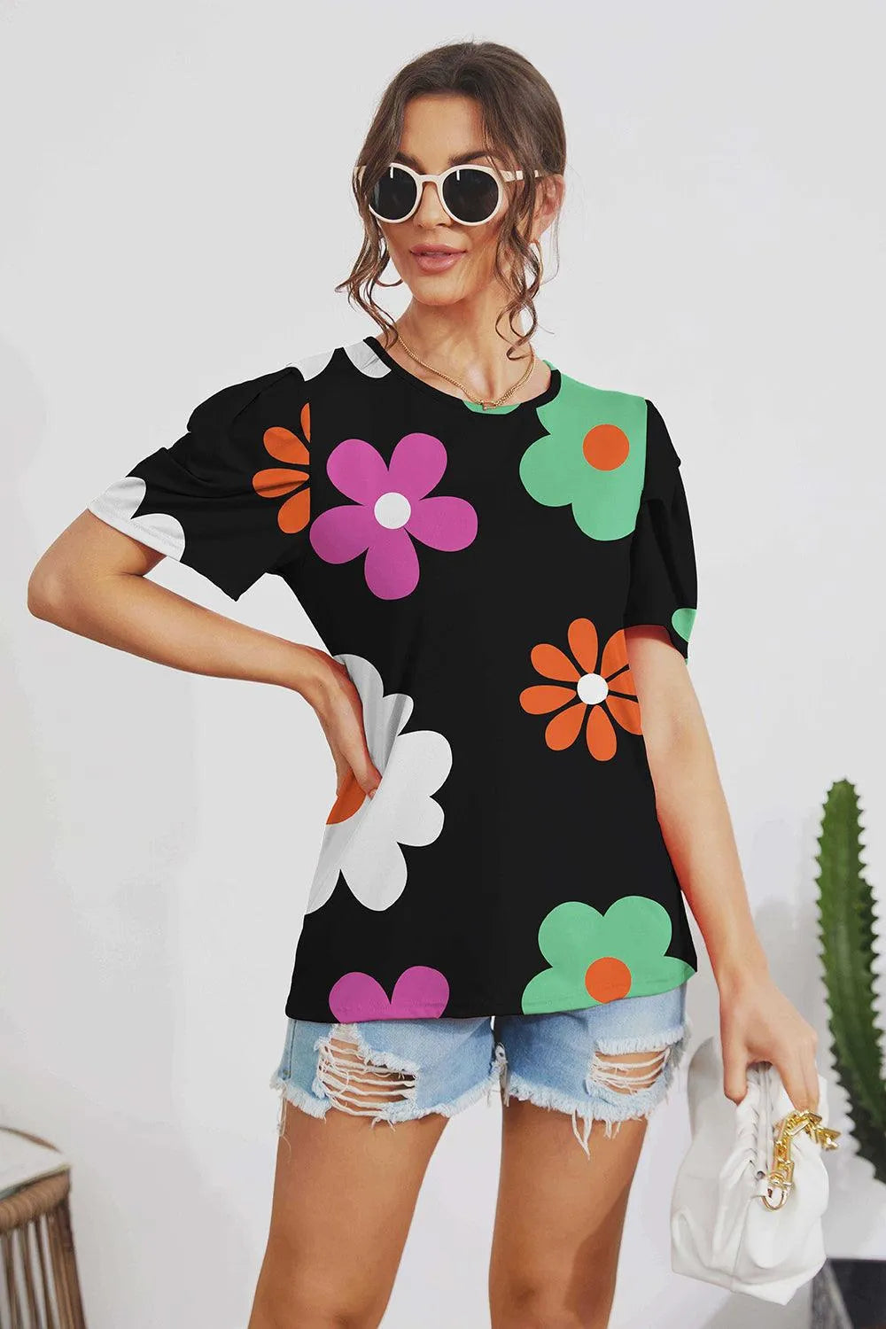 Flower Round Neck Short Sleeve Blouse - 6i6