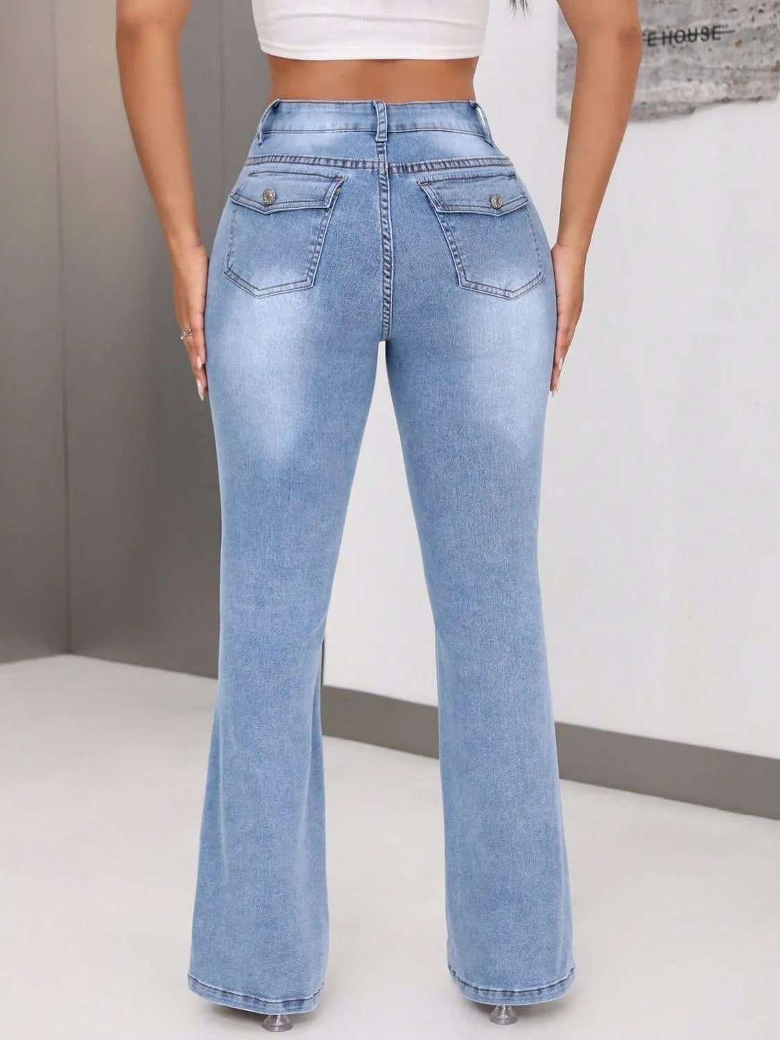 Bootcut Jeans with Pockets - 6i6