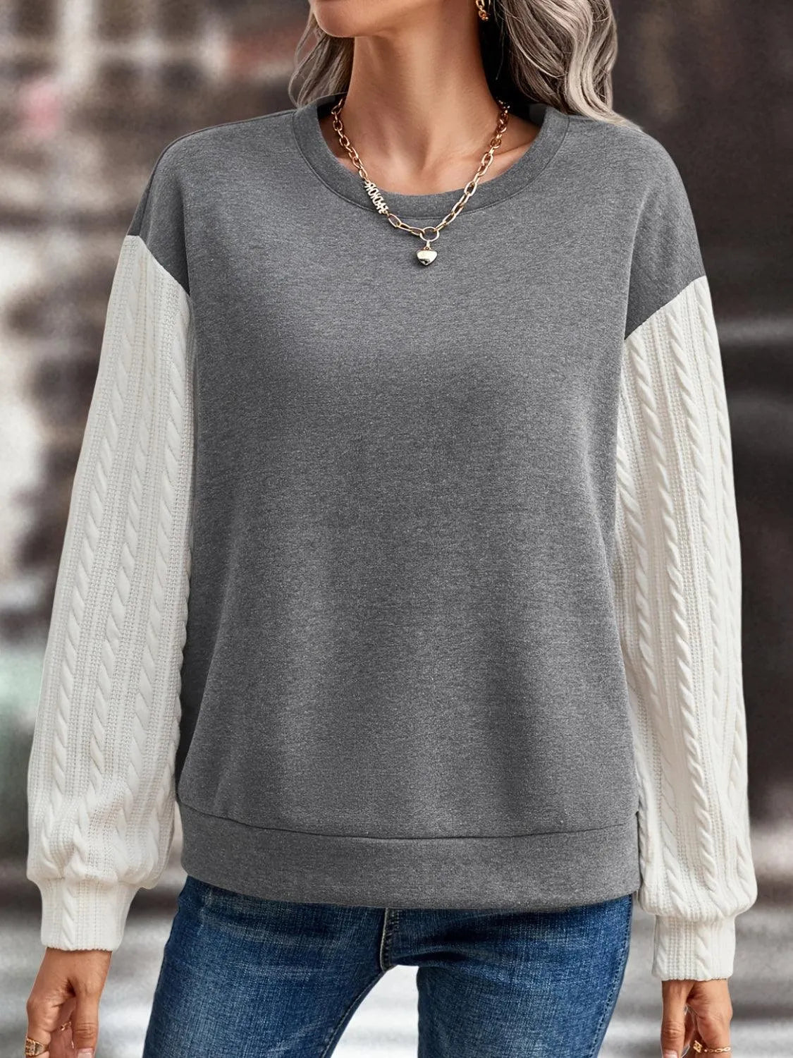 Contrast Round Neck Long Sleeve Sweatshirt - 6i6