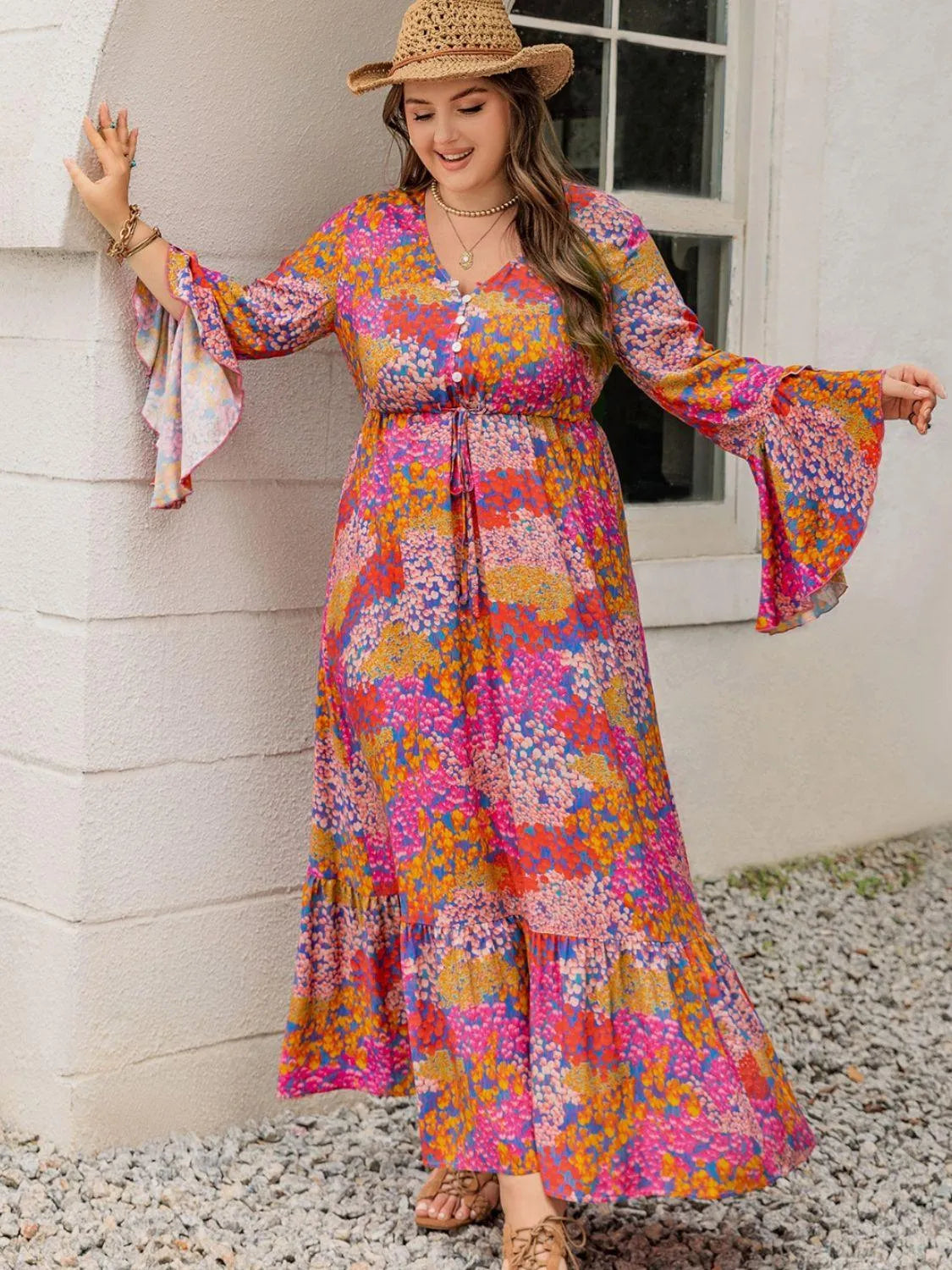 Plus Size Printed V-Neck Long Sleeve Maxi Dress - 6i6