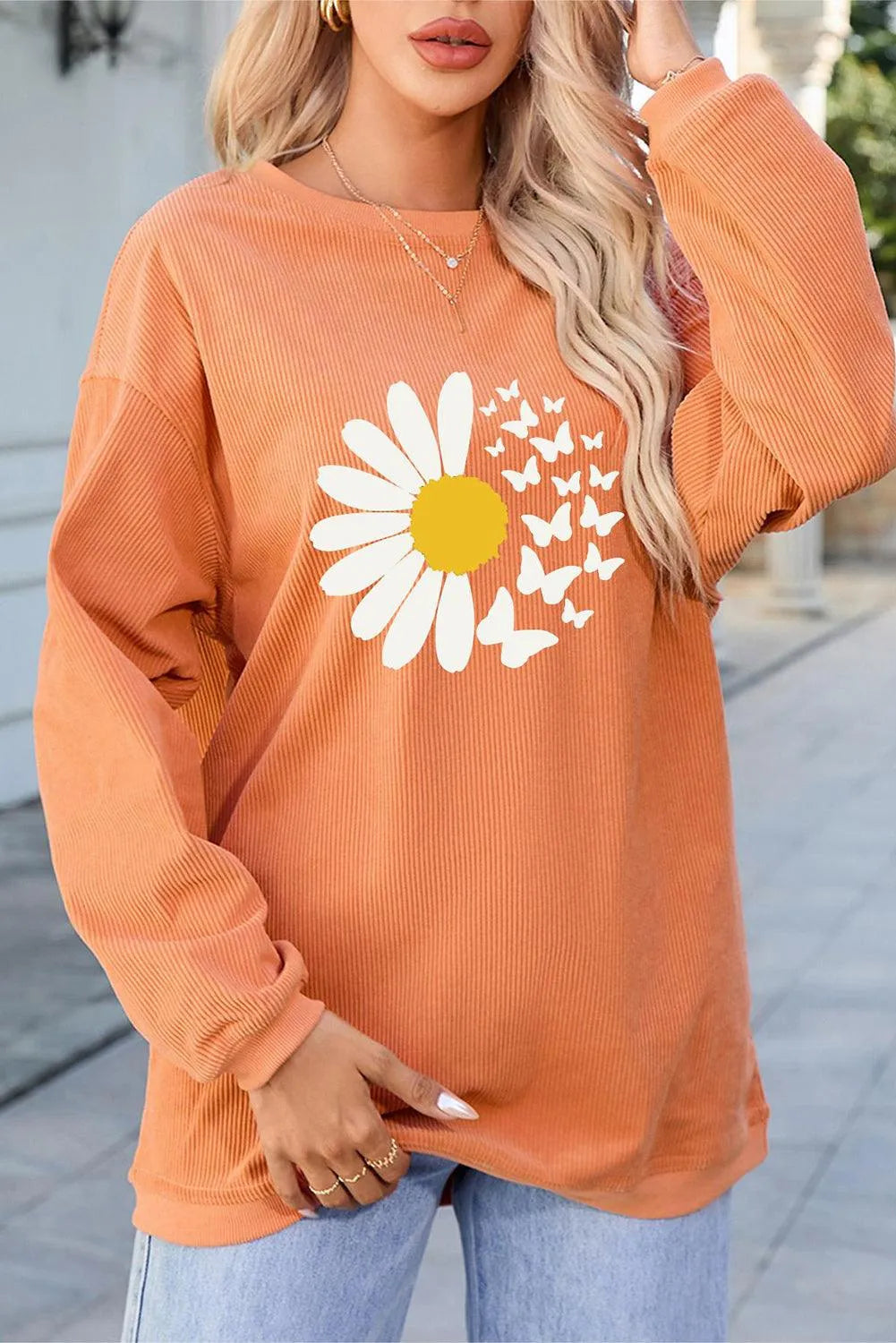 Graphic Round Neck Long Sleeve Sweatshirt - 6i6