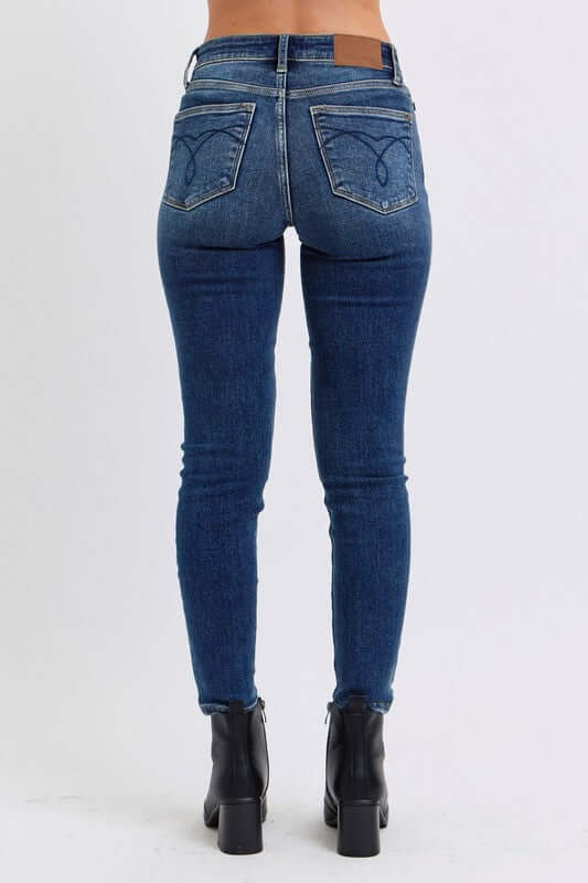 Judy Blue full-size run mid-rise waist skinny jeans with thermal lining for extra warmth and a flattering fit, available at 6i6.com