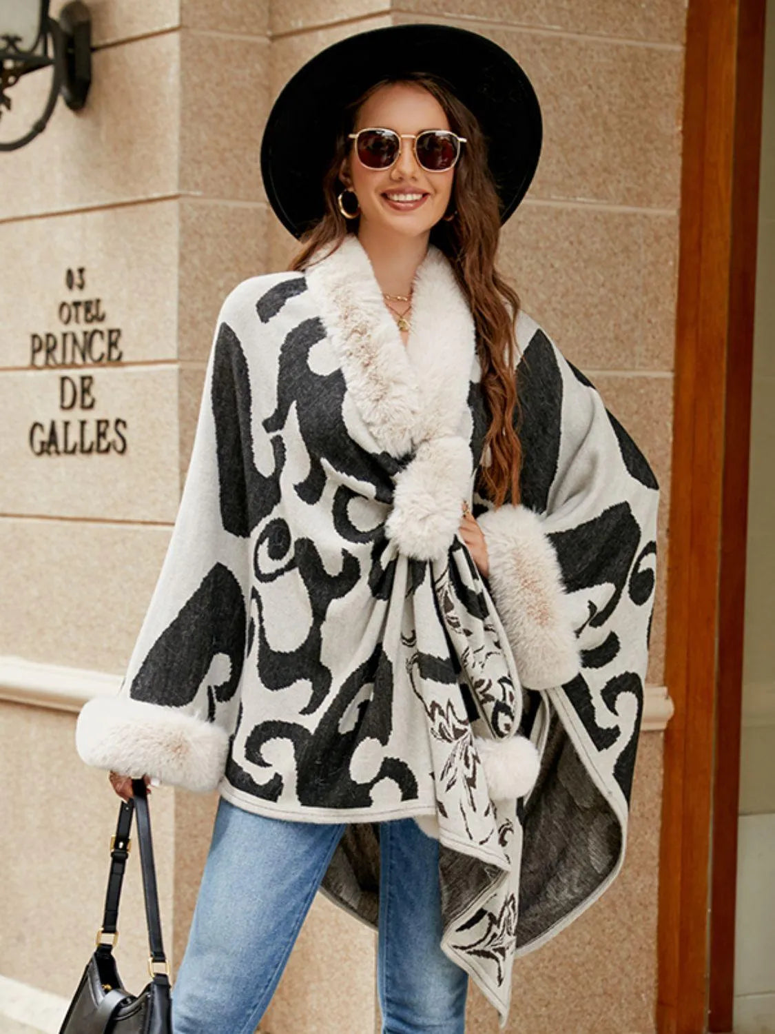 Faux Fur Trim Poncho - 6i6