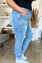 Judy Blue Full Size Distressed Straight Jeans with Patch Pockets - 6i6