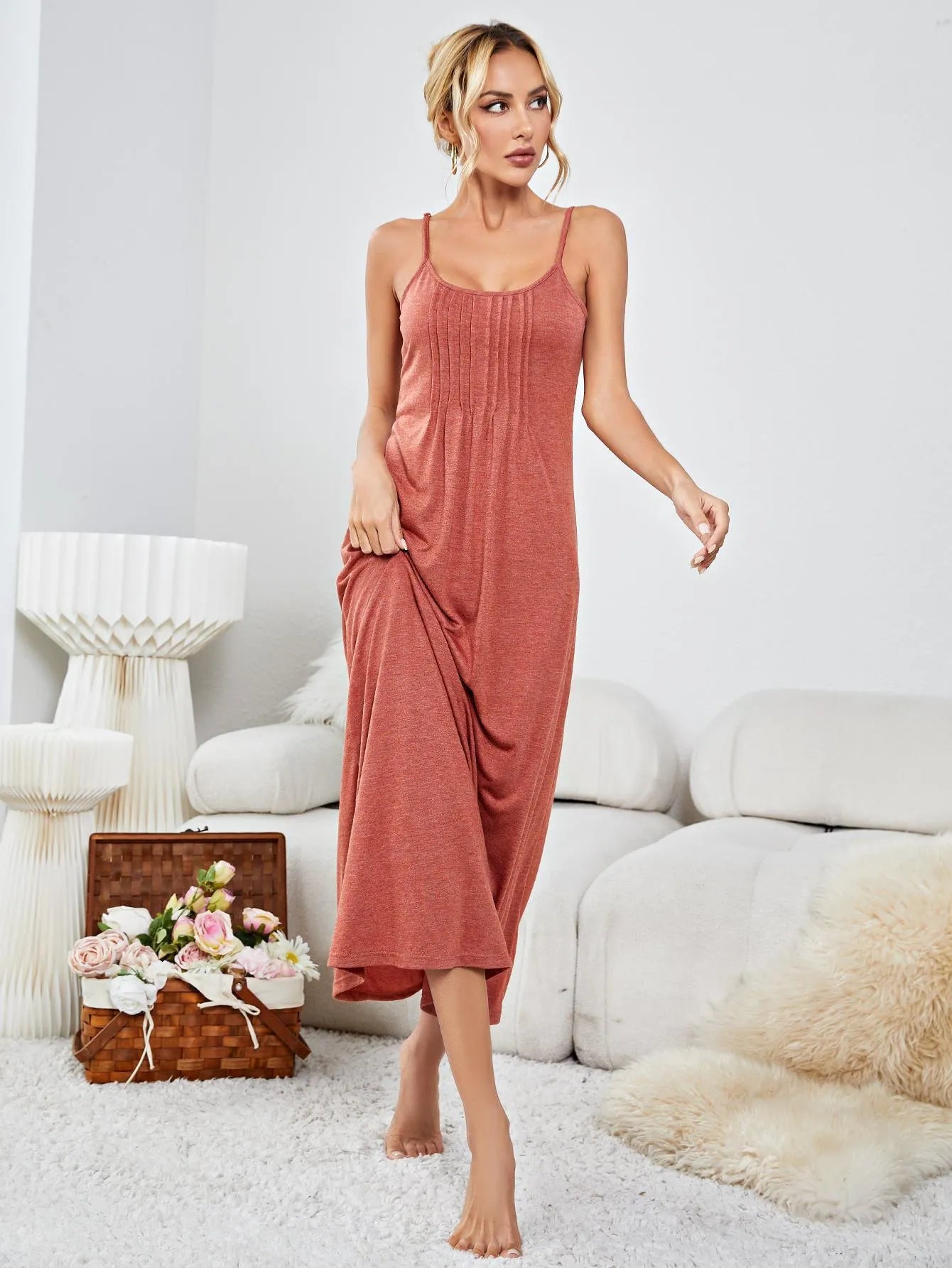 Scoop Neck Spaghetti Strap Night Dress - 6i6