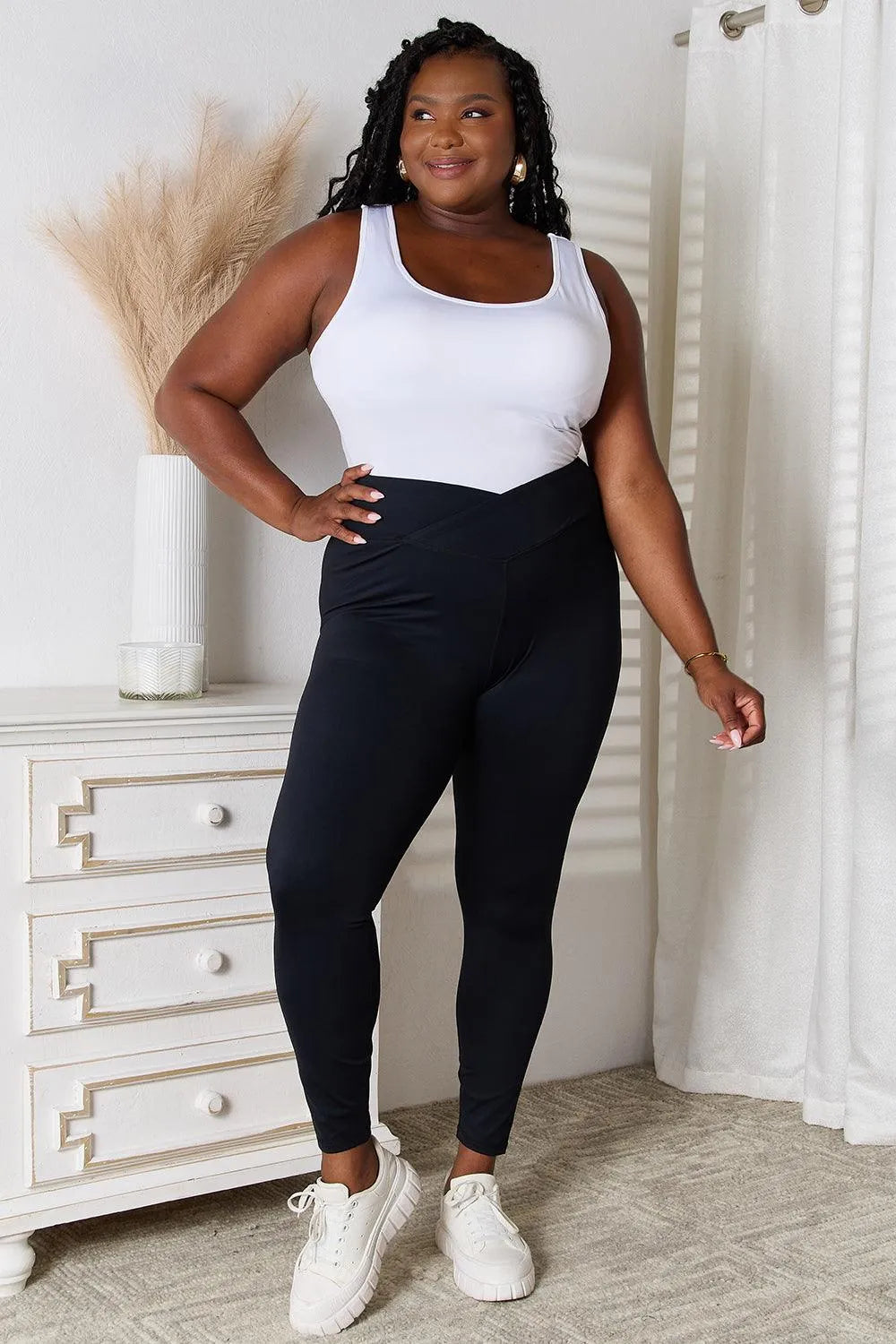 Basic Bae V-Waistband Sports Leggings - 6i6