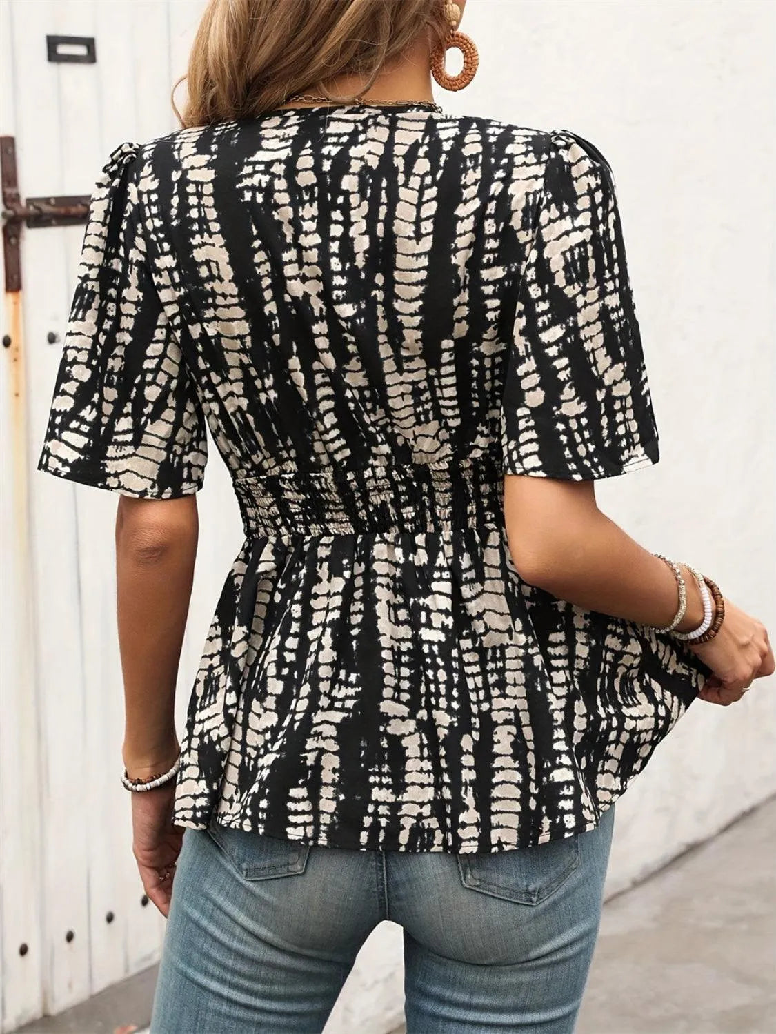 Printed V-Neck Half Sleeve Blouse - 6i6