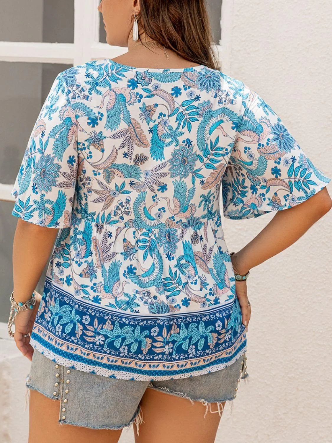 Plus Size Printed V-Neck Half Sleeve Blouse - 6i6